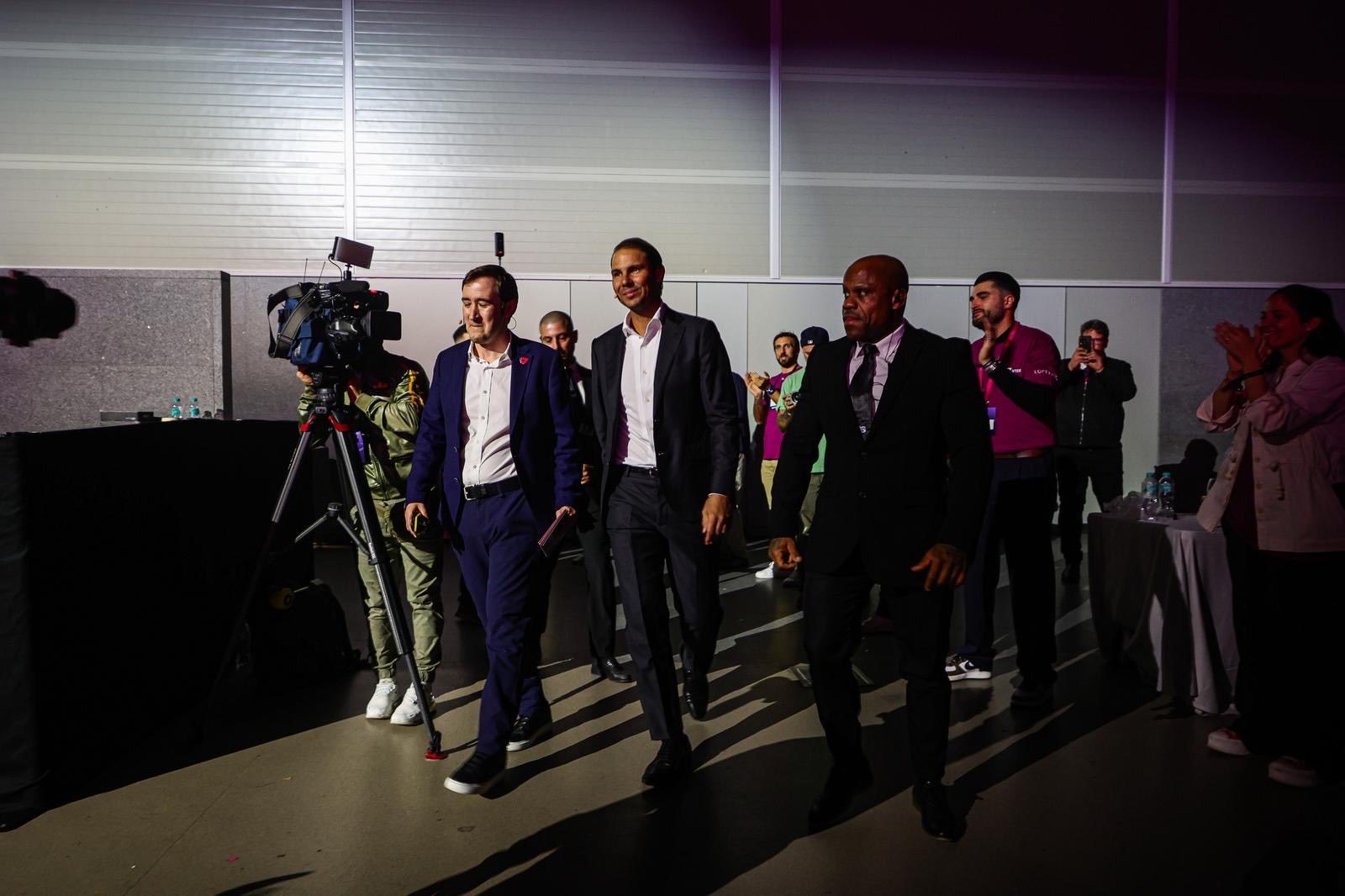 刚刚结束迈阿密之旅的纳达尔，马不停蹄又来到了葡萄牙里斯本，出席VTEXConn