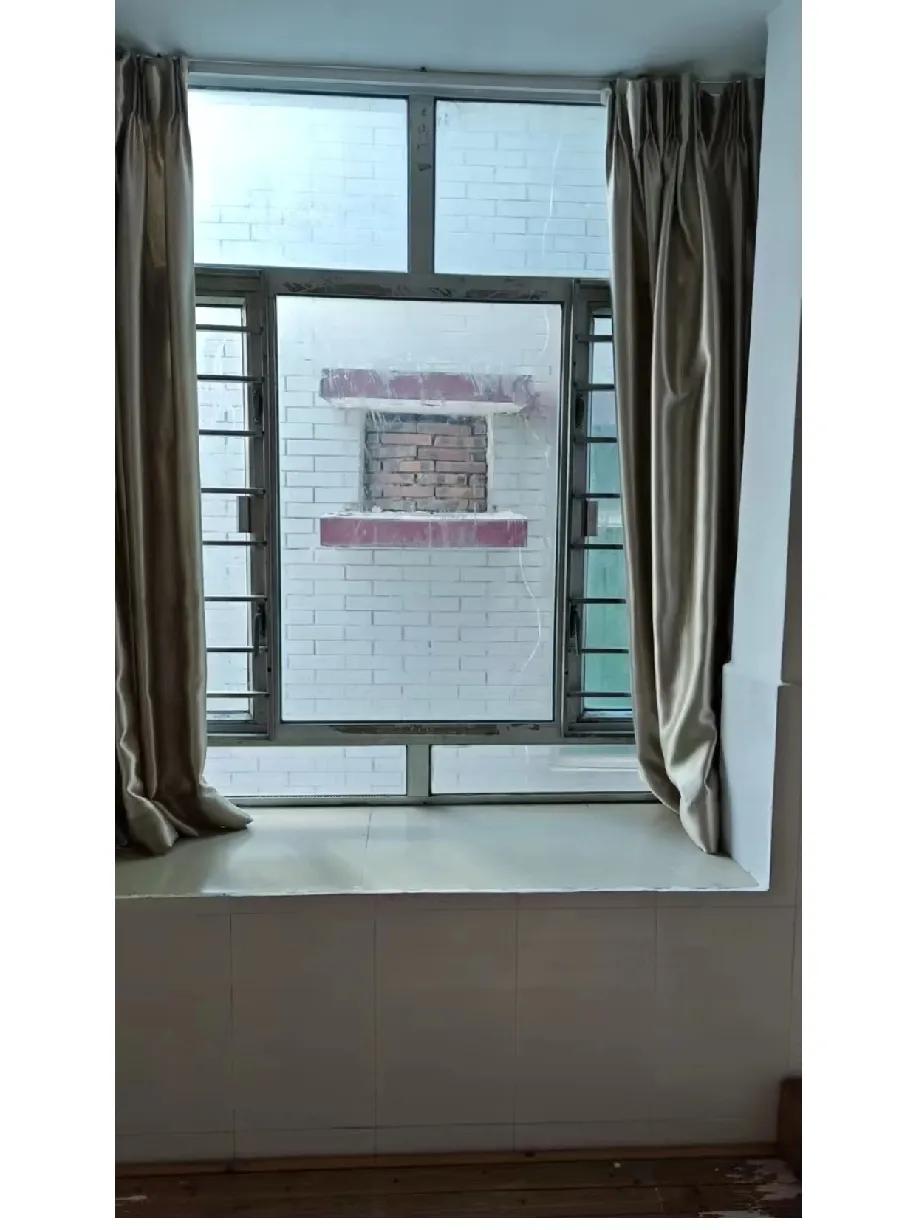 这阳台咋就劝退租客了？坐标广东，我这租房阳台采光是真敞亮，结果来看房的人瞅