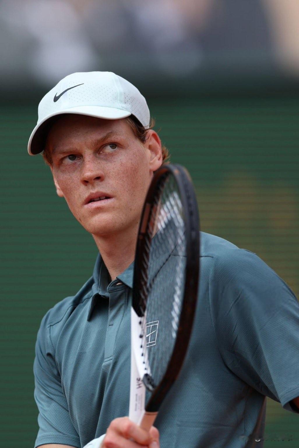 辛纳连续打进4个大师赛决赛。他现在已经在大师赛中连续21场获胜。他还赢得