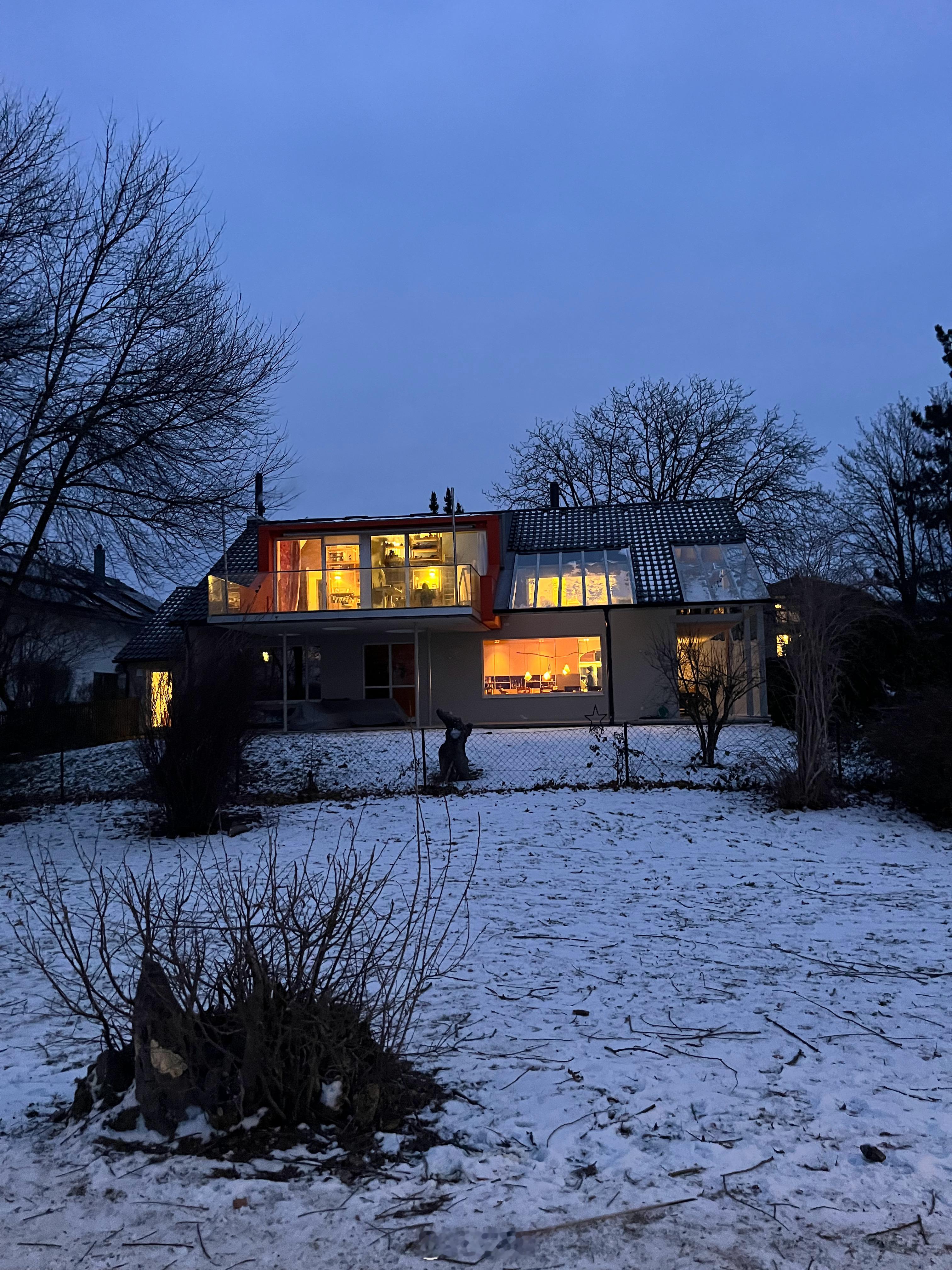 迈特威/加州是很多德国有钱人标配，但是买奔驰V家用的好像不多，T7把柴油版的四驱