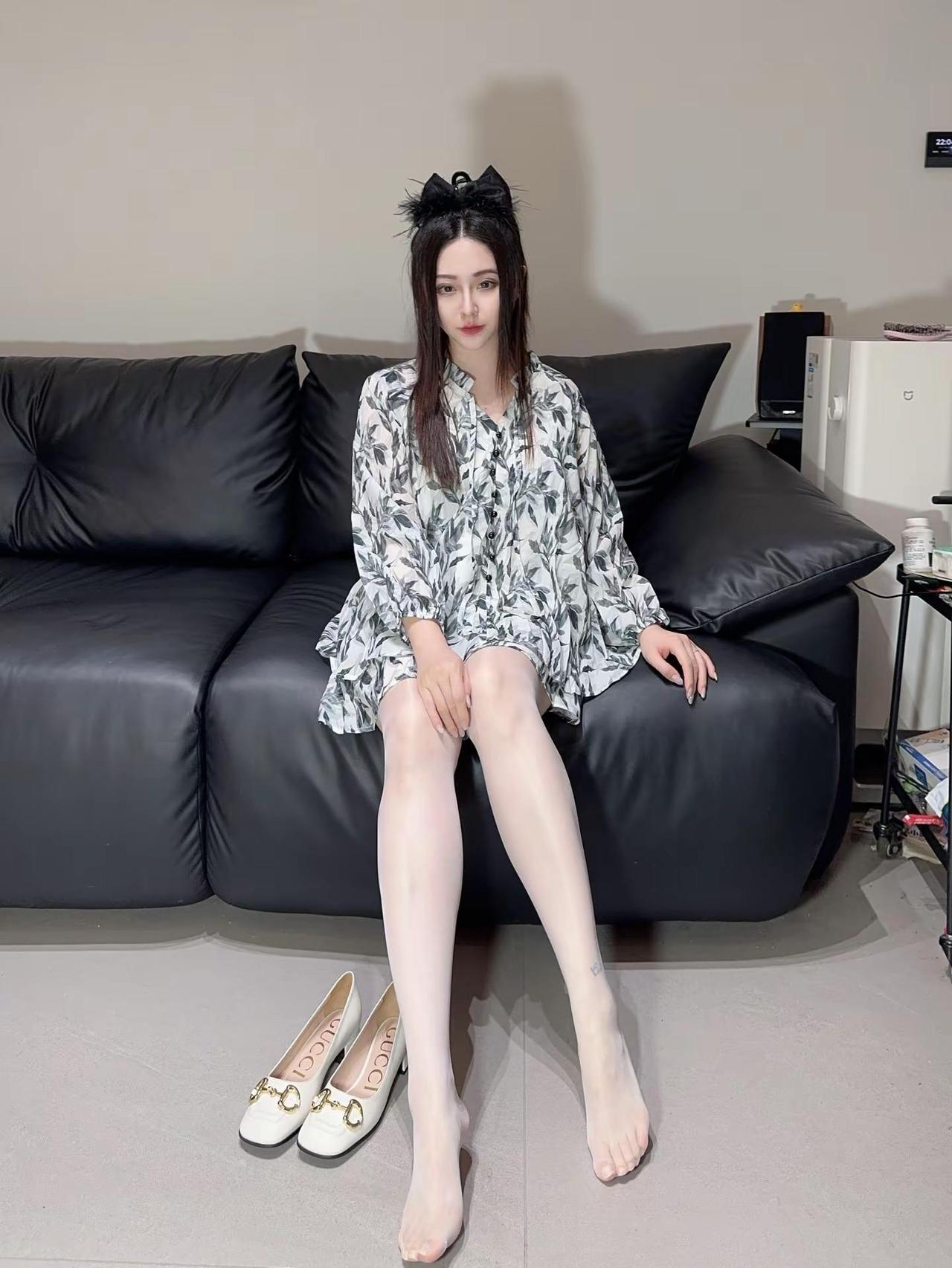 不要问我太阳有多高。汲润绝妙触感汲润洛神高光碎花裙