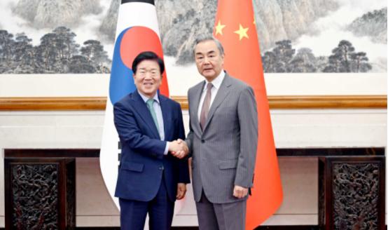 韩国特使发回捷报，中方高层时隔11年将访韩，但有一个前提条件 日前，正在访华