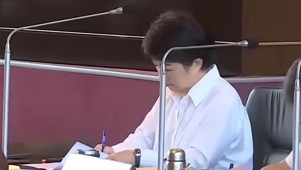 卢秀燕是没有台湾地区领导人的命。国民党主席选举前，基本是钦定的国民党主席，因为