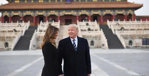 今天，特朗普在他的个人社交平台对中国又发了一条评论。他强调“他一直以来都非常喜欢