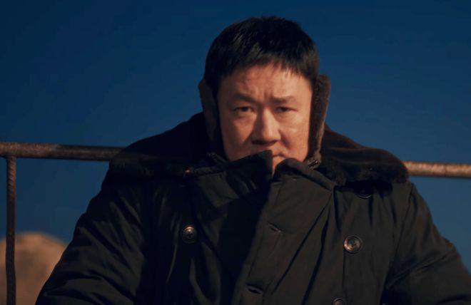 他看着很忠厚，可是出演的角色为什么都这么凶狠？简直太可怕了。《隐身的名字》里