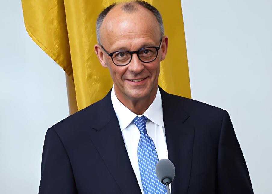 为什么默茨访华带来的，几乎清一色是汽车、化工、机械、医药和金融高管？这不是巧合