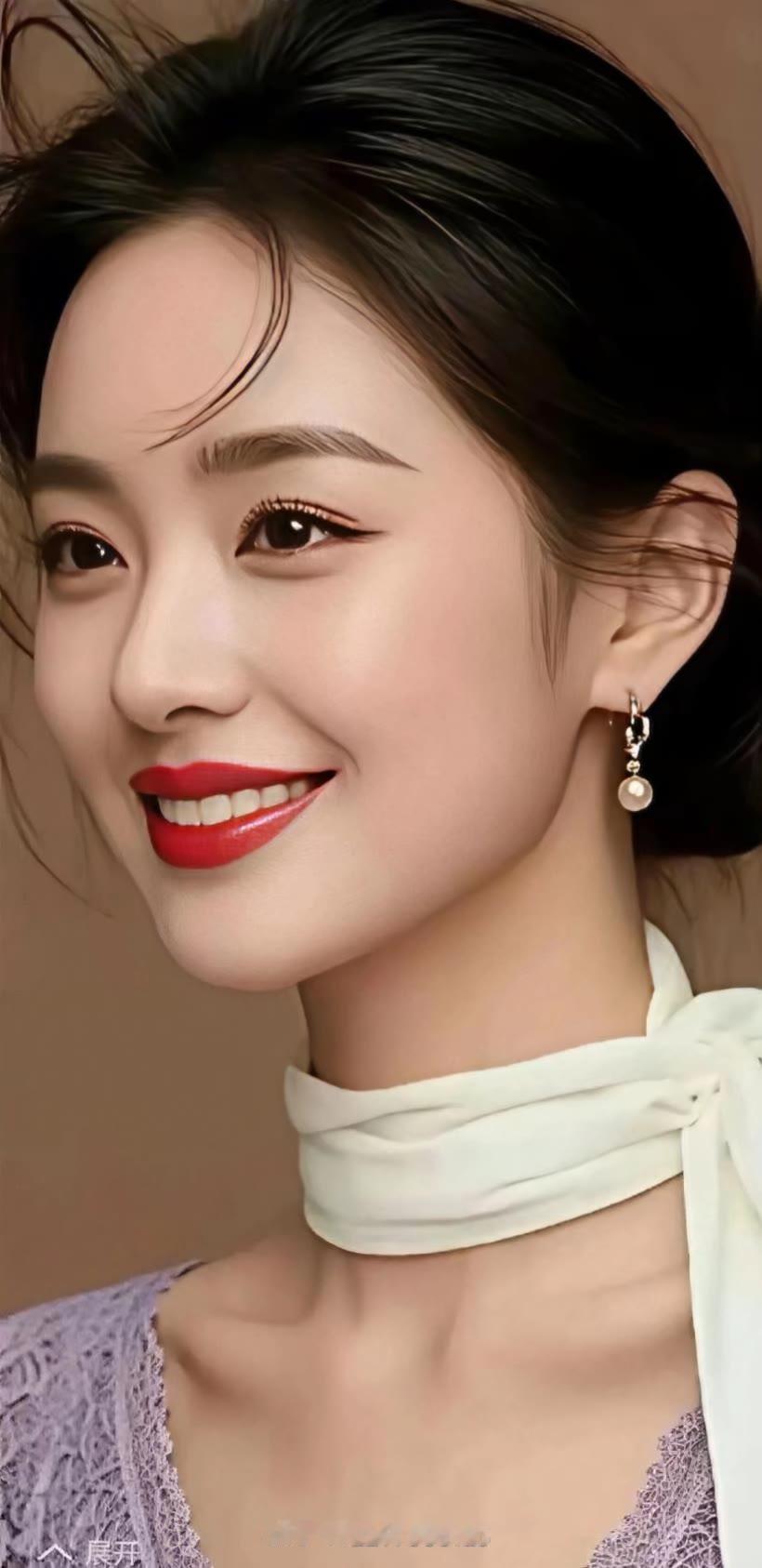 甜美笑容，优雅耳环，清新自然妆容，完美展现女性魅力！🌸💄👗