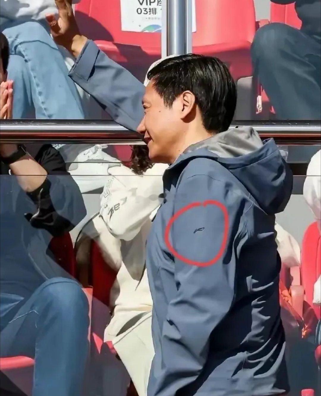 雷军最低调的企业家，穿几十块的衣服，吃几块钱的米饭。