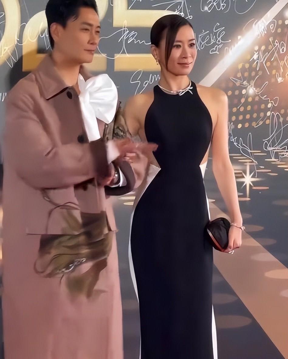 娱乐圈的红毯一直是女明星们的战场，穿对了就是优雅女神，穿错了分分钟成为笑柄。