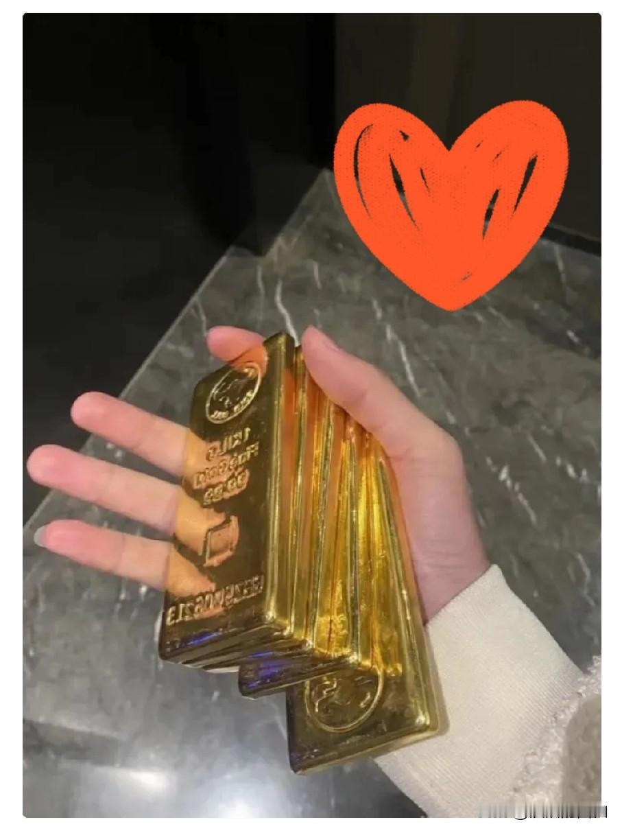 3月17日，金价突然来了个回马枪！昨天还是1111一克，不少人扛不住连续下跌