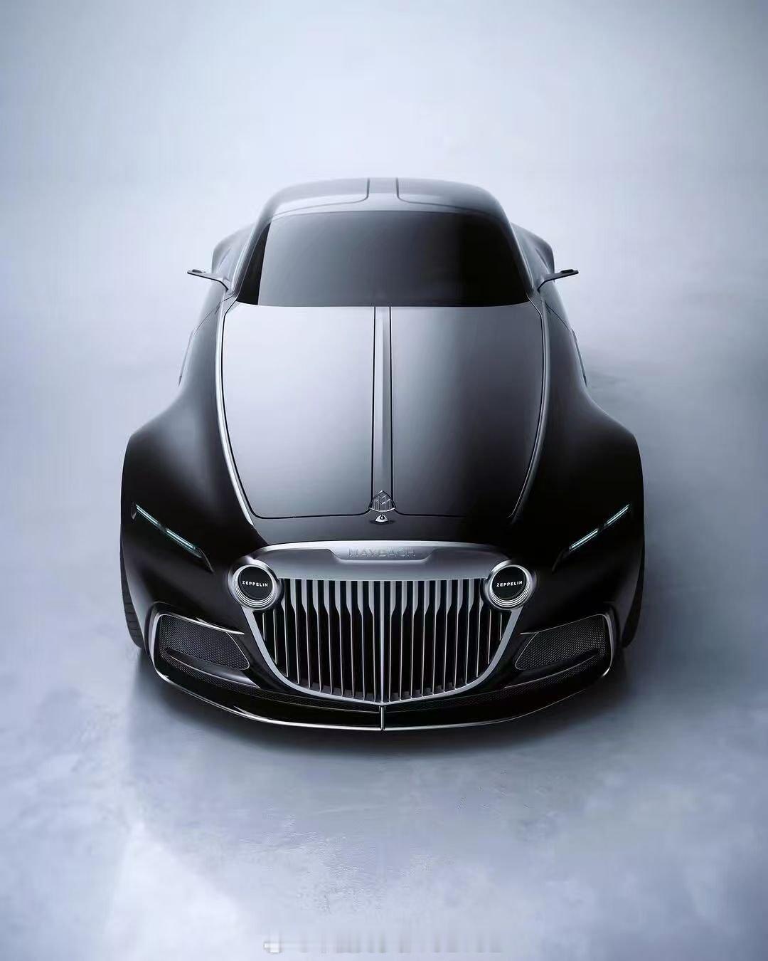 迈巴赫齐柏林概念车，跟让·雷诺出奇的神似。
