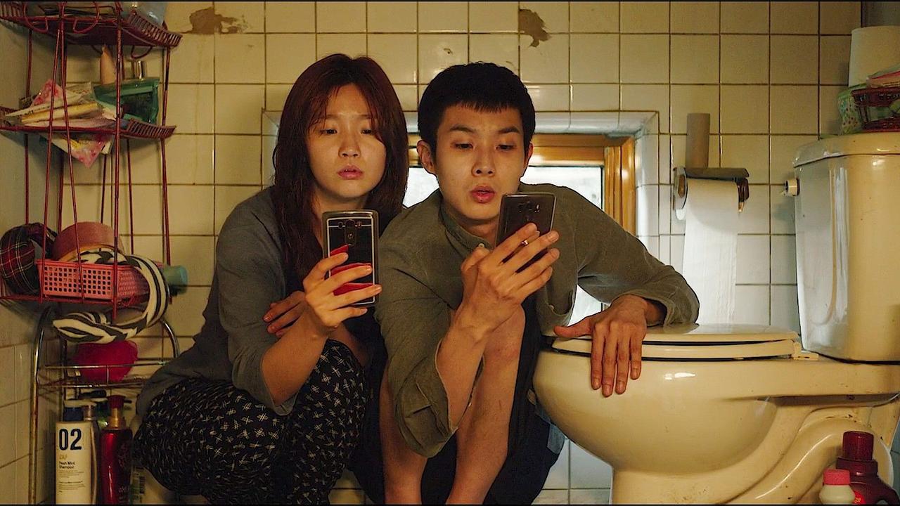 韩媒：虽然全球电影市场反弹，但韩国恢复率仅为46%！9月30日，韩国媒体《每日