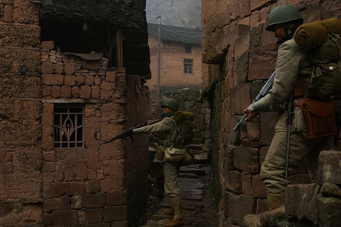 遇到美国人直接杀死，俄军在红军城一点面子不给美军留，连收尸的机会都不给！新华