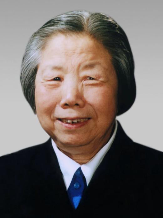 1992年7月21日，北京医院的走廊一下子冷清了不少，原本立着的隔离挡板被撤了，