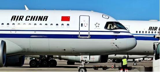 国产大飞机C919，1月份到现在，一架没交。但就在昨天，全国的天空上，它的身影就