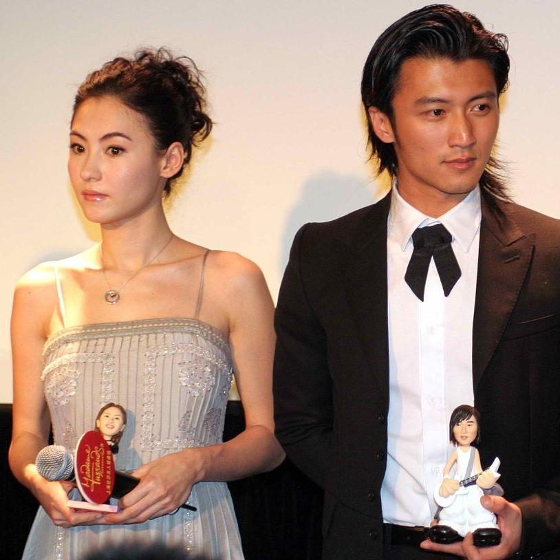 谢霆锋这操作直接把我看呆了前阵子看谢霆锋不停开演唱会，我还暗自嘀咕，这是要趁