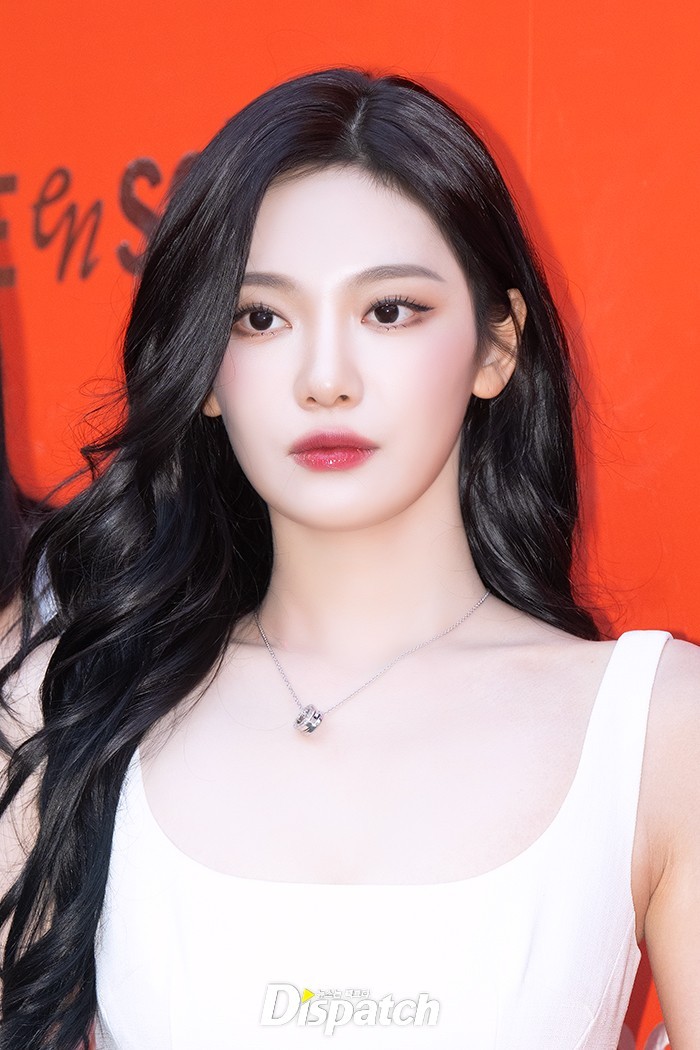 260219MiseEnScène快闪站台新闻图📸女神太美了🥹