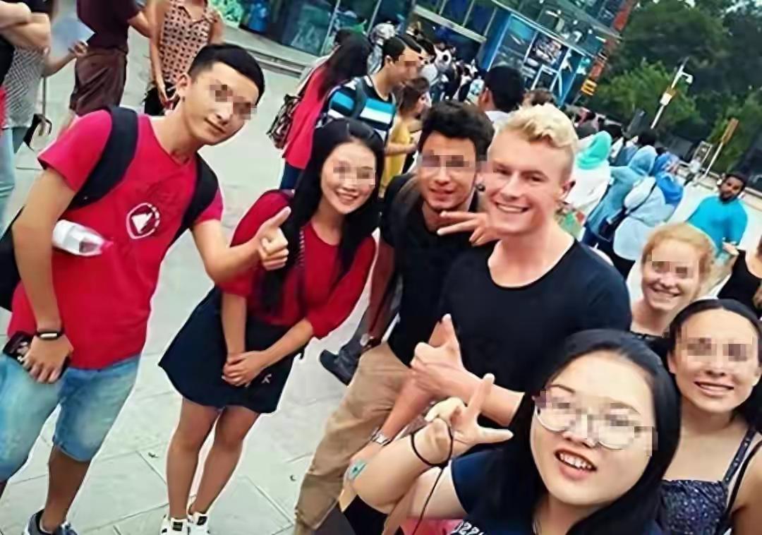 最近上海王水牛事件大家都看到了吧，其实我不太关注看这样的新闻，因为没有营养。今天