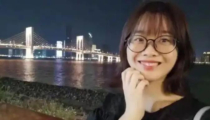 Deepseek梁文峰又上热搜了！不是因为他公司的技术又有新突破，而是因为曾经的