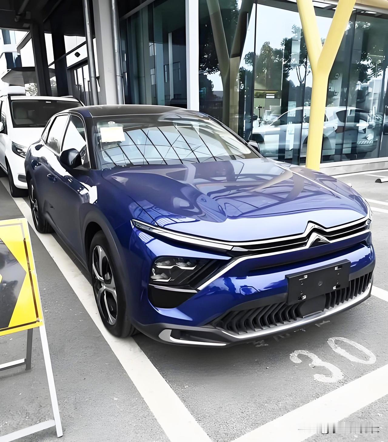 1.标致408（龘龘款）：10万内合资家用王8万多裸车价，落地10万左右就