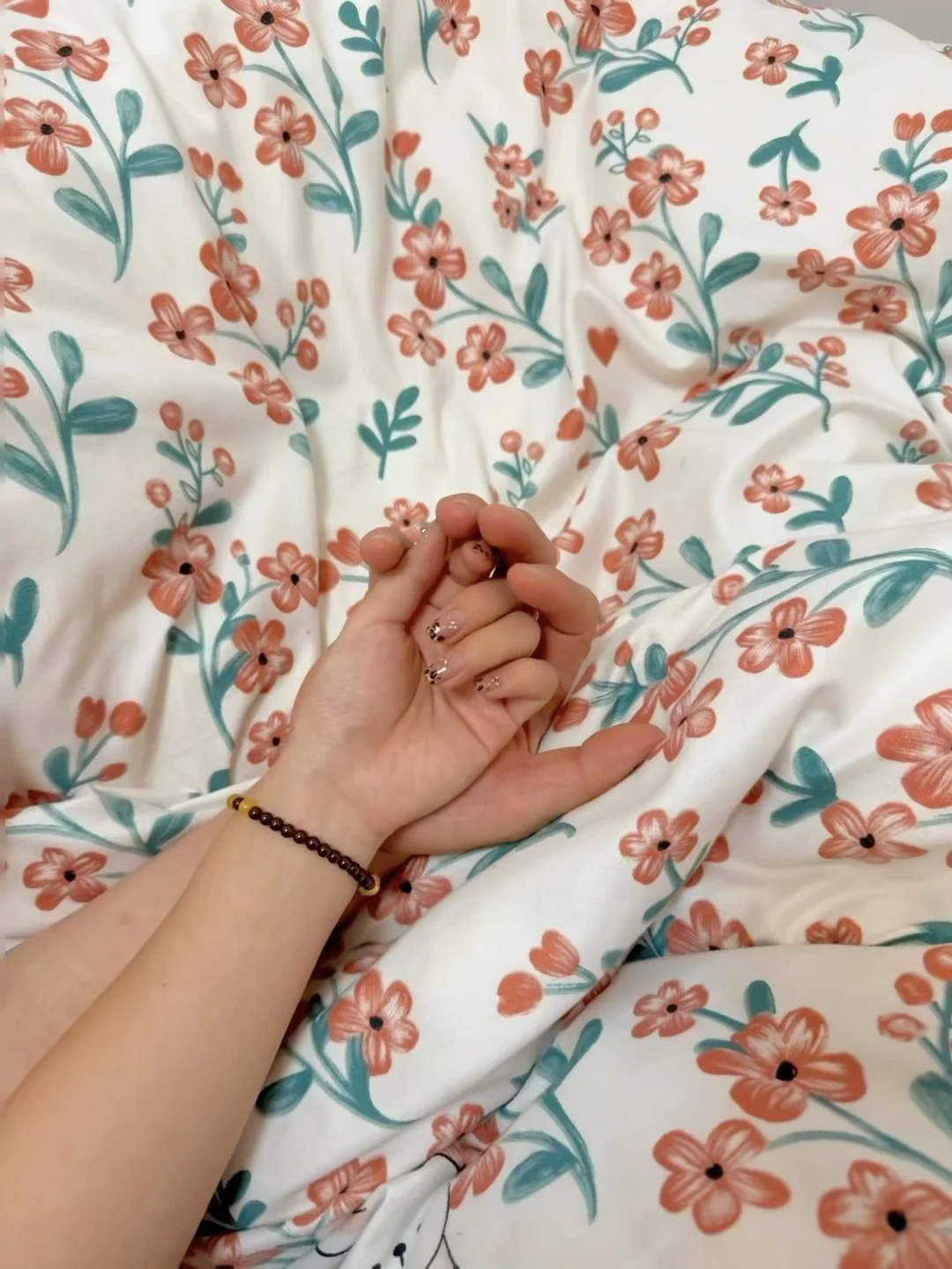 和老公一起睡觉总感觉身体在窃取他的阳气…