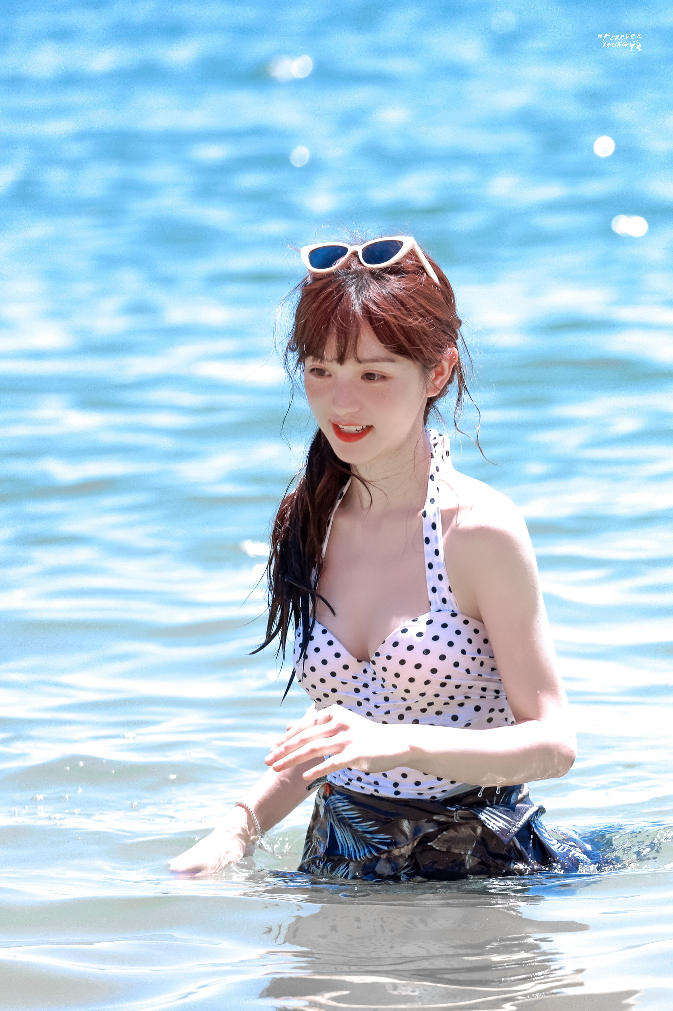 田曦薇，你好小田同学​​​