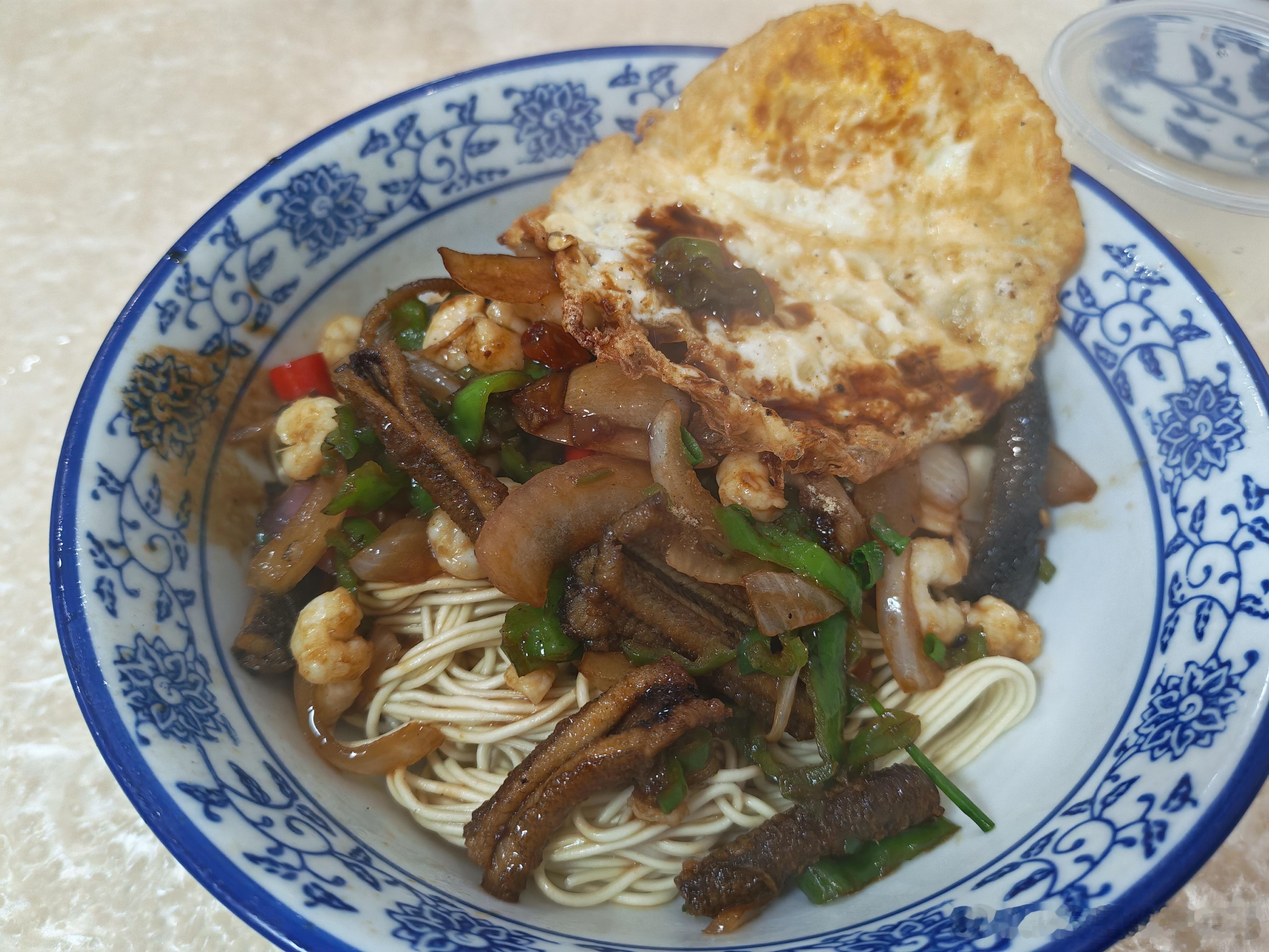 睡到自然醒起床吃早餐