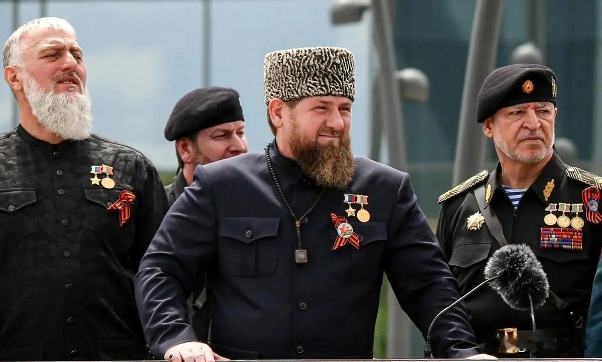 车臣离造反越来越近，如果红军城俄军惨败，卡德罗夫必起兵造反来源:黑洞观星