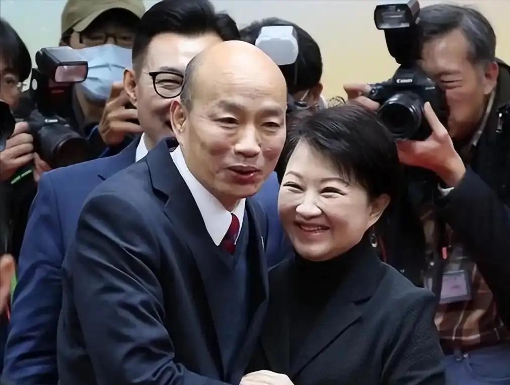 2028“韩卢配”还是“卢韩配”？台媒今天（27日）报道，说韩国瑜和卢秀燕已