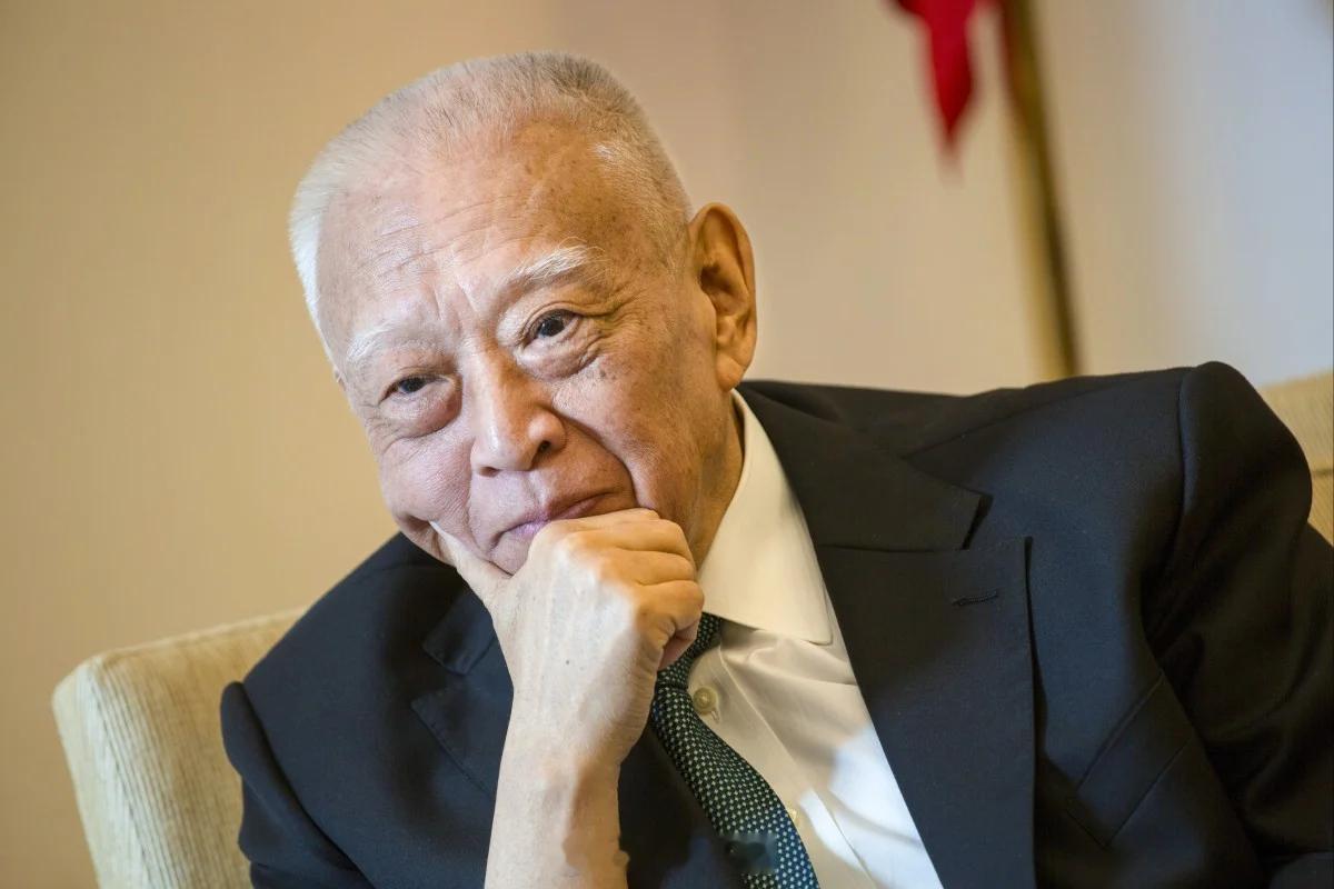 董建华逝世，享年89岁香港特区首任行政长官董建华于9月8日逝世，享年89岁。他是