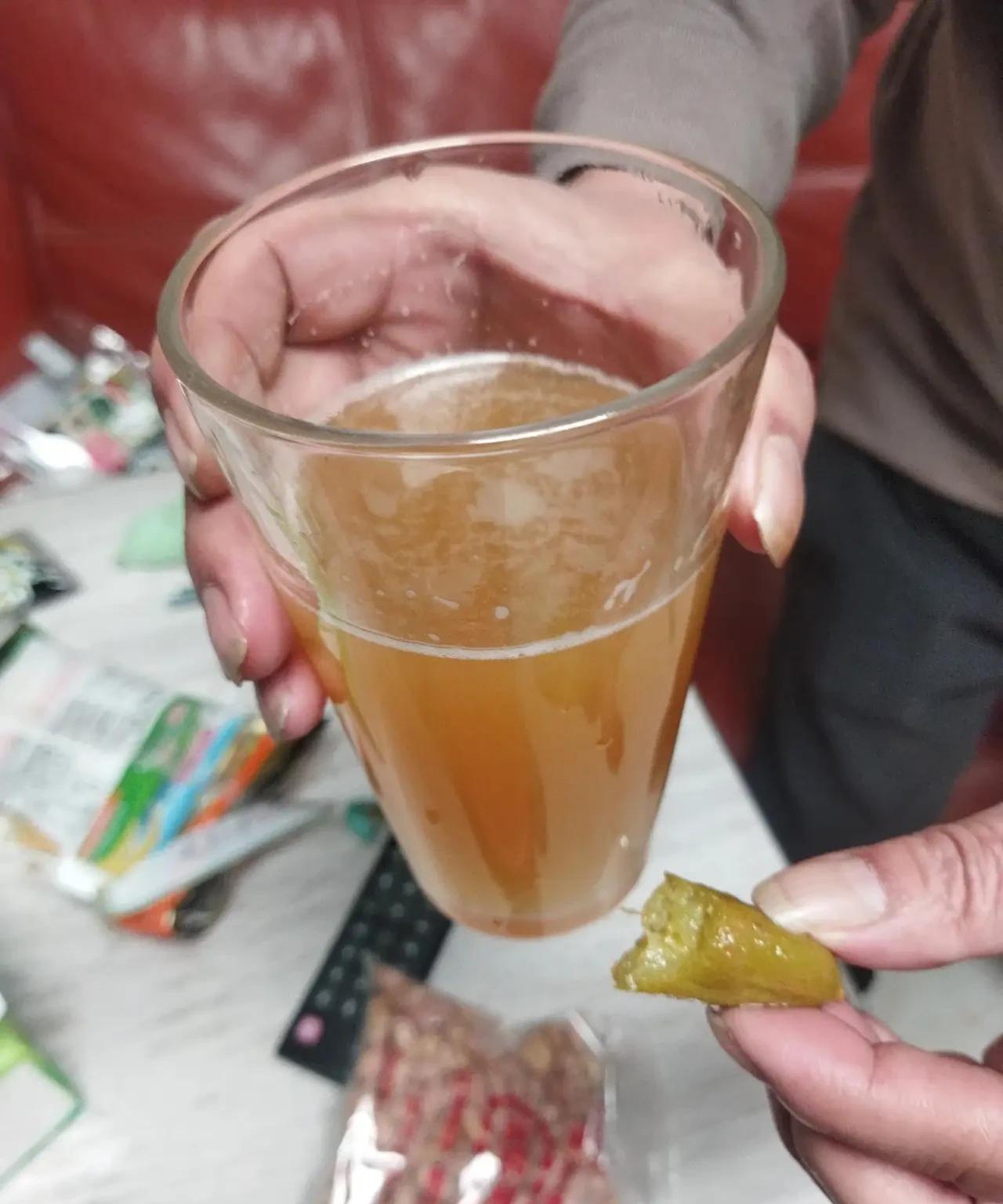 【天津老头儿，自得其乐】今天早上为了消食，骑共享单车，从南开的天房天拖骑到天津