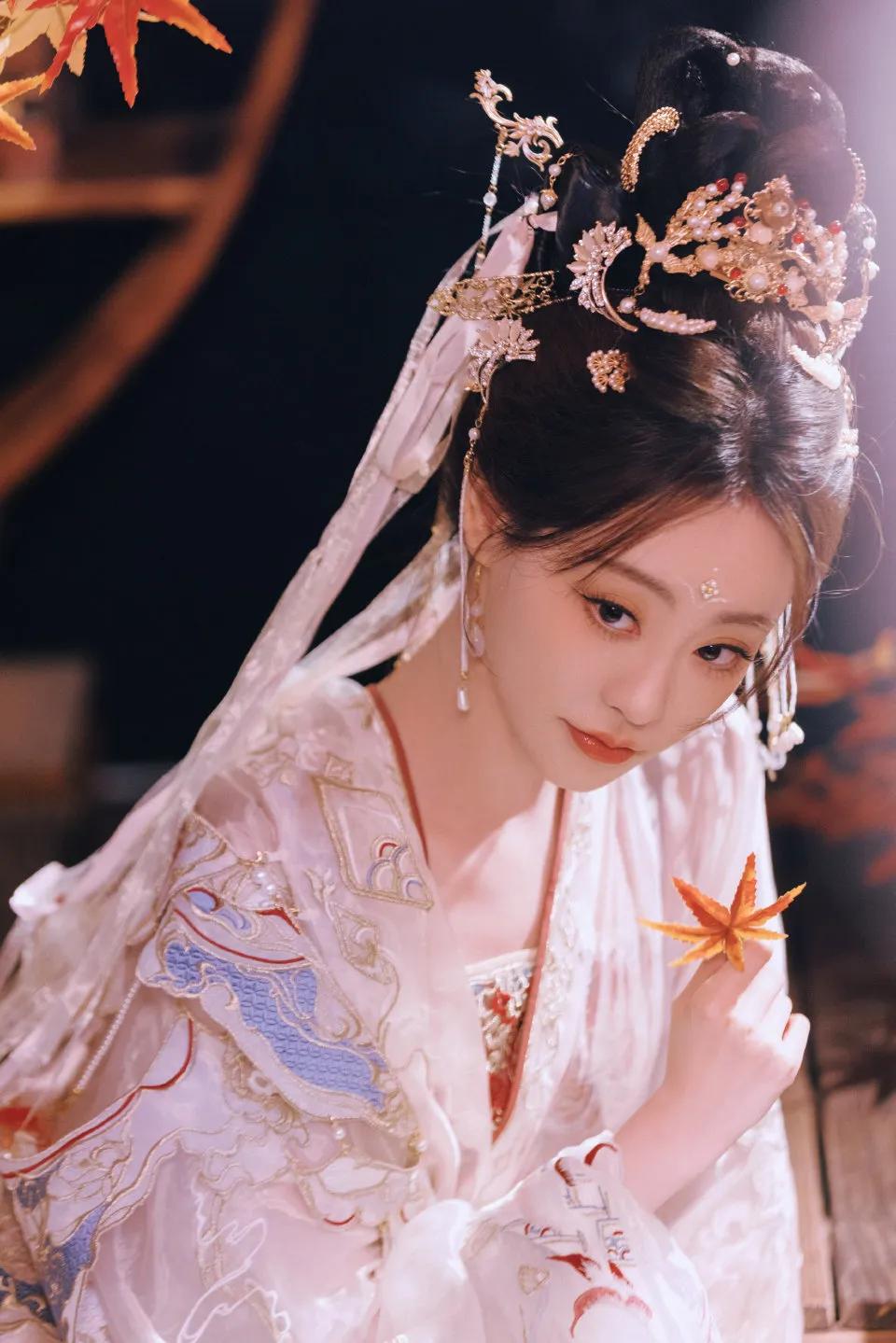 祝绪丹望仙花花神造型：小姐姐就像仙女下凡！