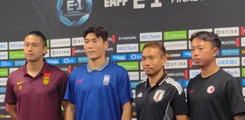 提前六年准备2030年世界杯！东亚杯赛前，久尔杰维奇带着球队中28岁的中锋张玉宁