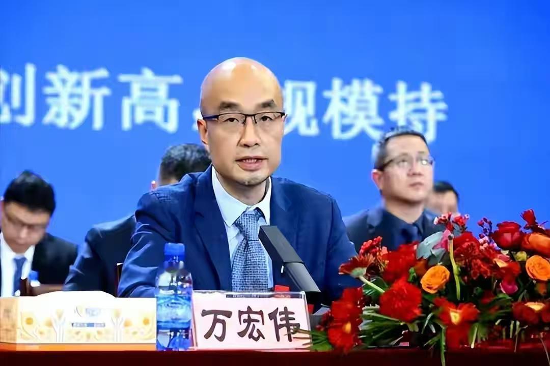高下立判！双汇重罚1.29亿全网翻车，胖东来凭硬核品控再度口碑封神！近期双汇重磅