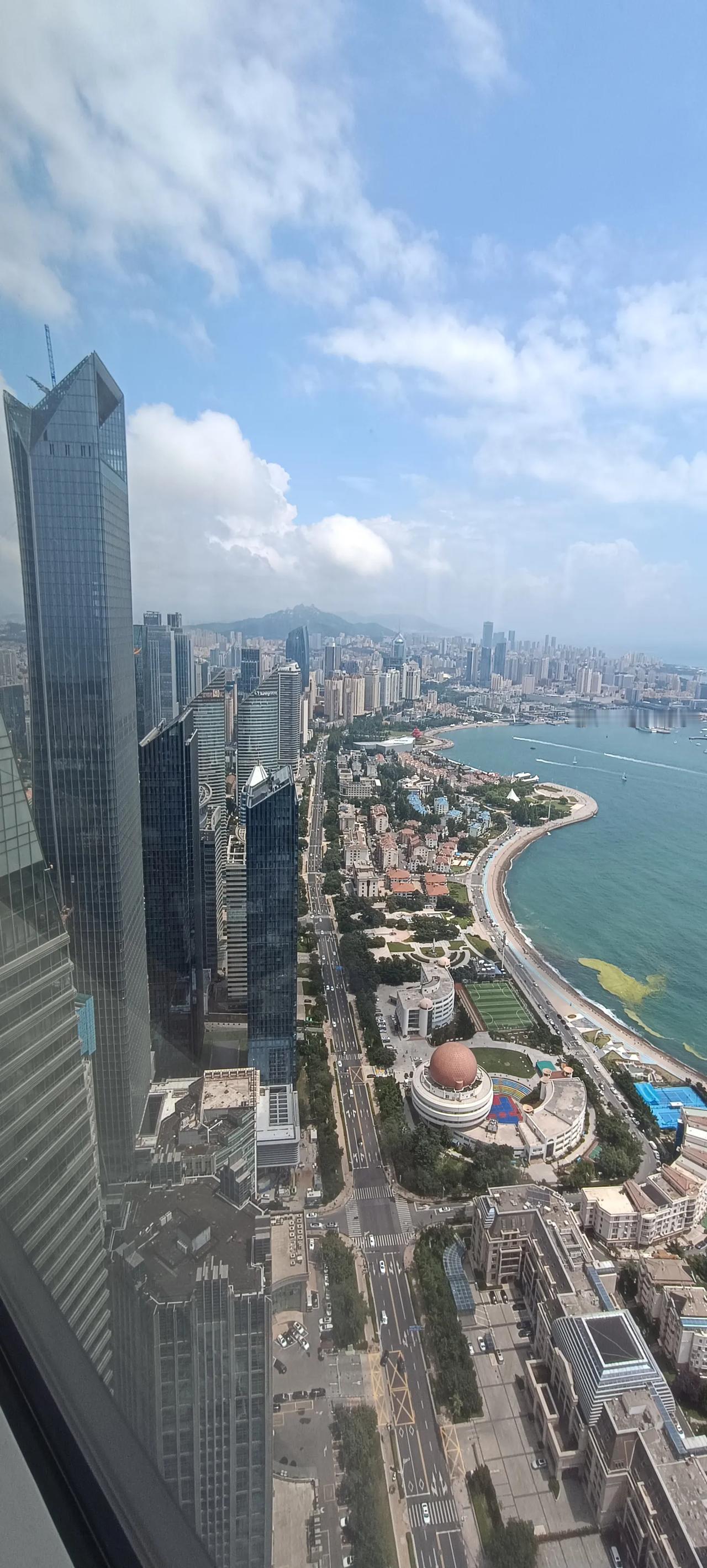 随手拍一张你所在城市的蓝天景色