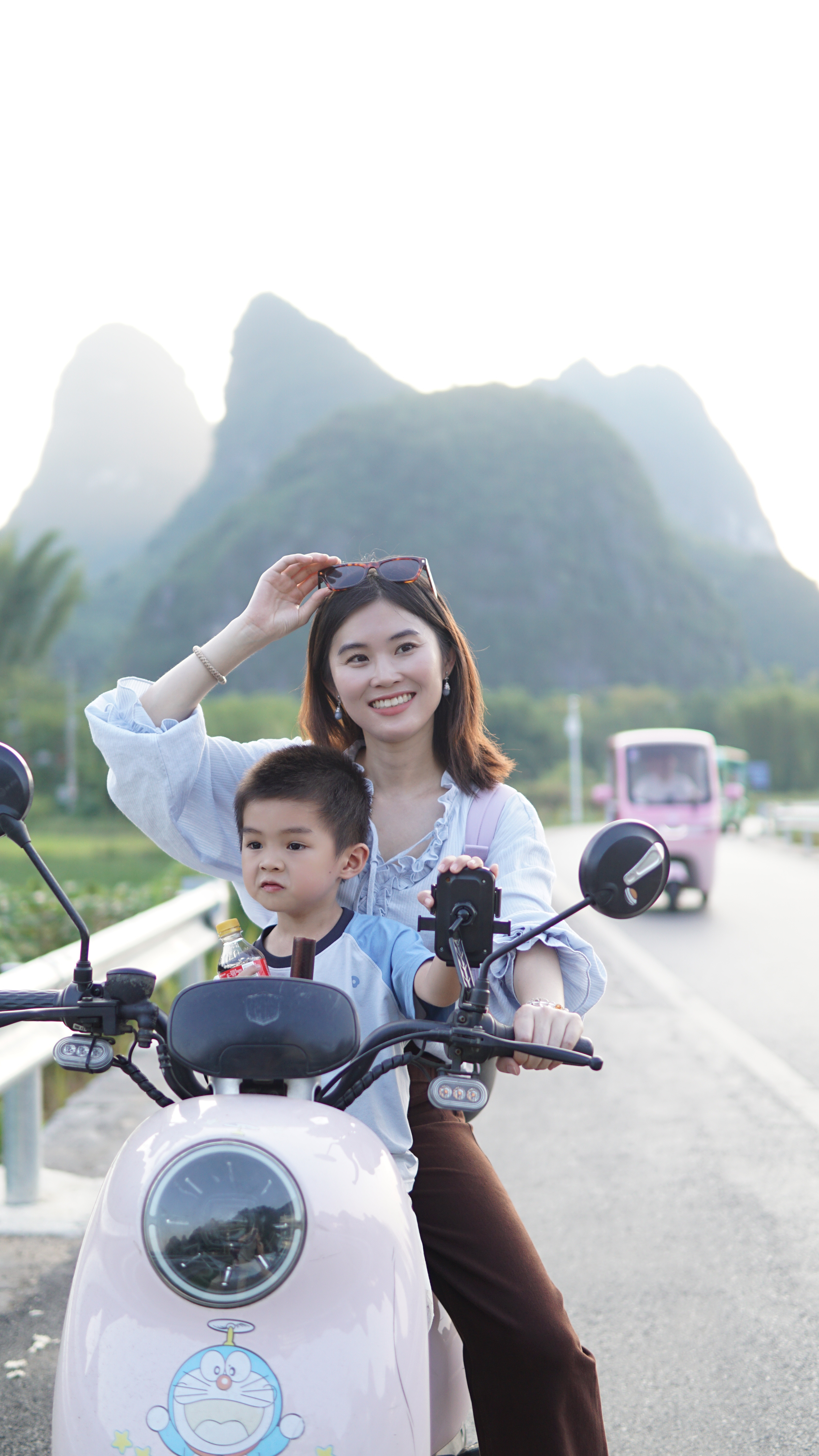 joy'stalk为什么突然来桂林旅行呢？其实是家属特别想来，他说我不来他一个人也要来，因为桂林他说