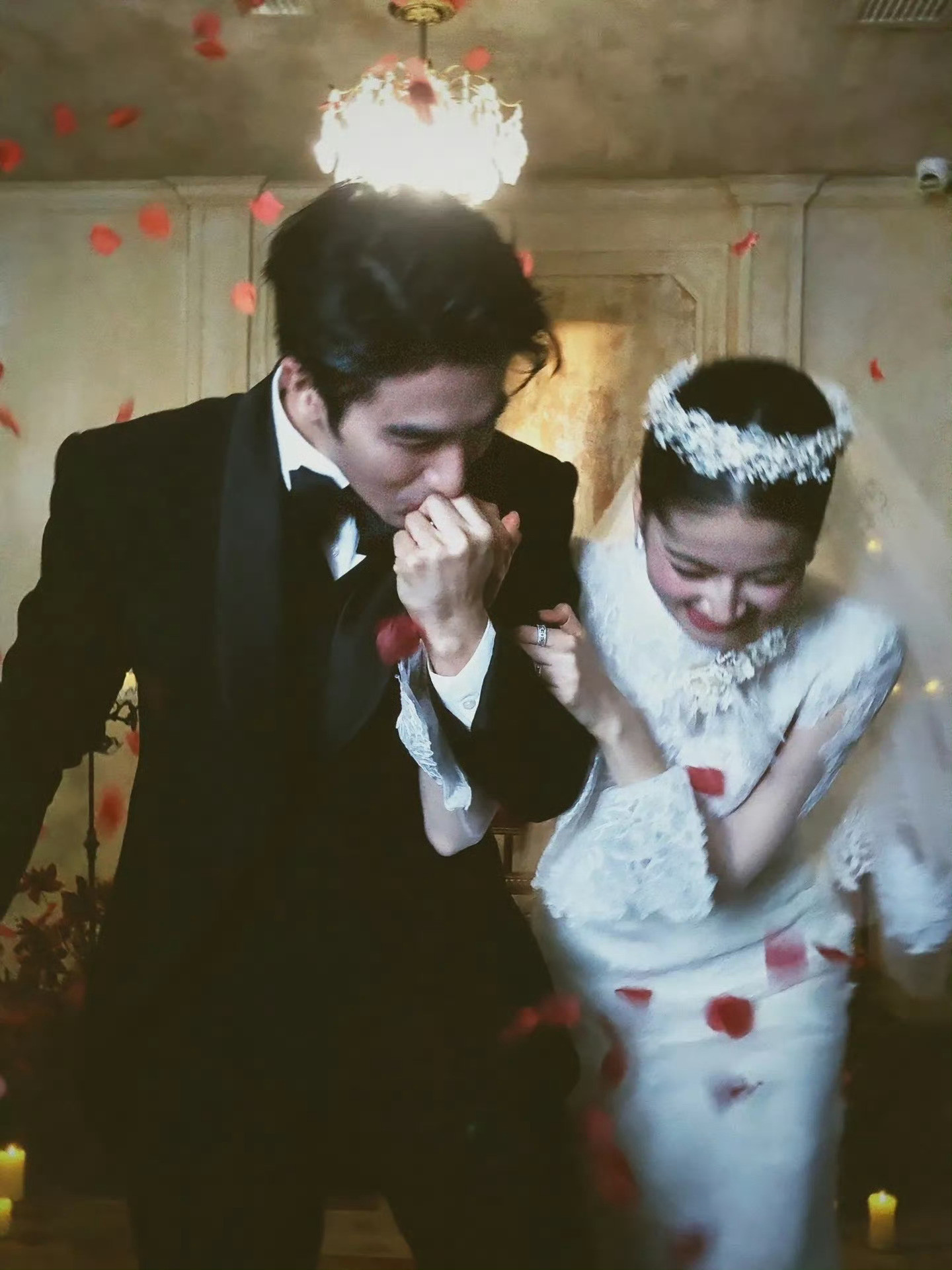 啊啊啊啊啊啊啊头纱共创来了宇宙最最最听话剧宣张凌赫田曦薇头纱共创来了逐玉剧宣太