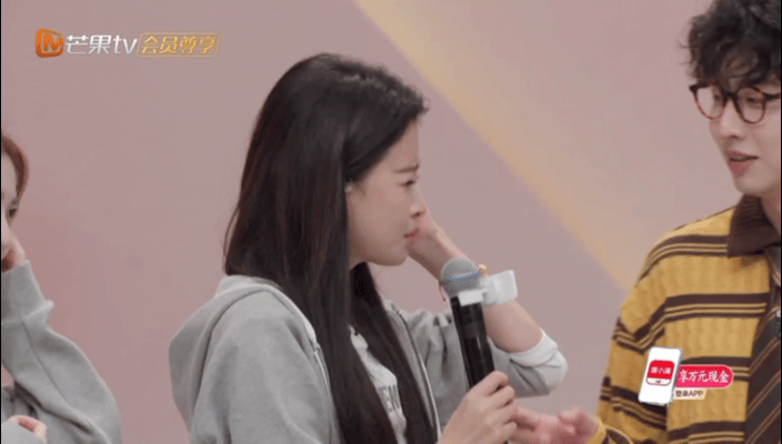 孙怡高情商乘风2026孙怡在浪姐发动奇袭，当主持人问她什么原因时，她的回答真的