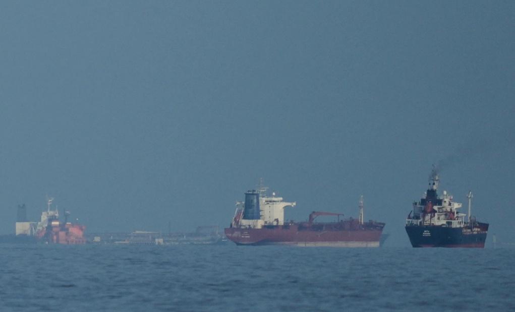 收起你们看热闹的心吧！中国根本无法在美伊战争中置身事外。不信看看今天的船只A