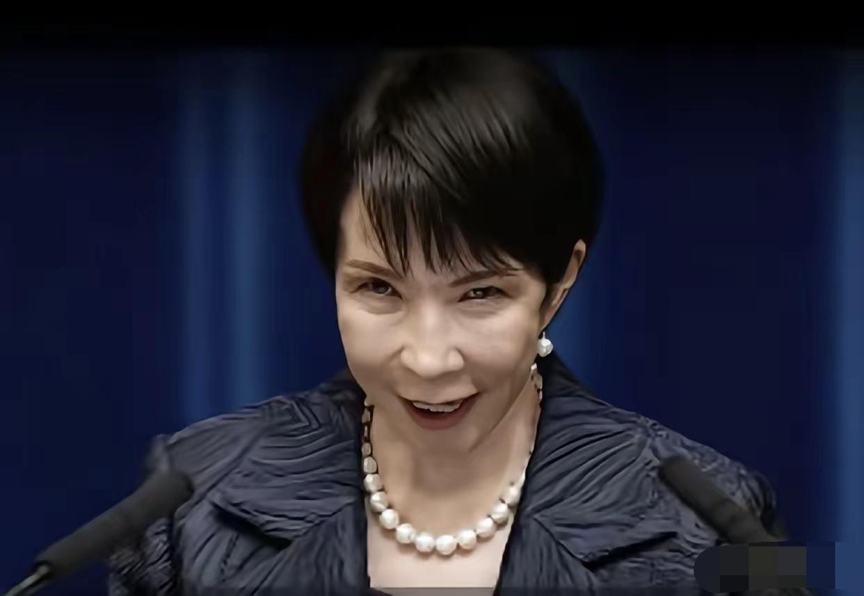 日本首相如此强硬，背后一定有强大势力支持！​日本政府这次如此硬钢到底，她肯定是