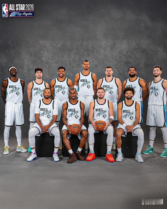 这支世界队要是认真打，美国球员真的没法赢！世界队成员：亚历山大、东契奇、字母