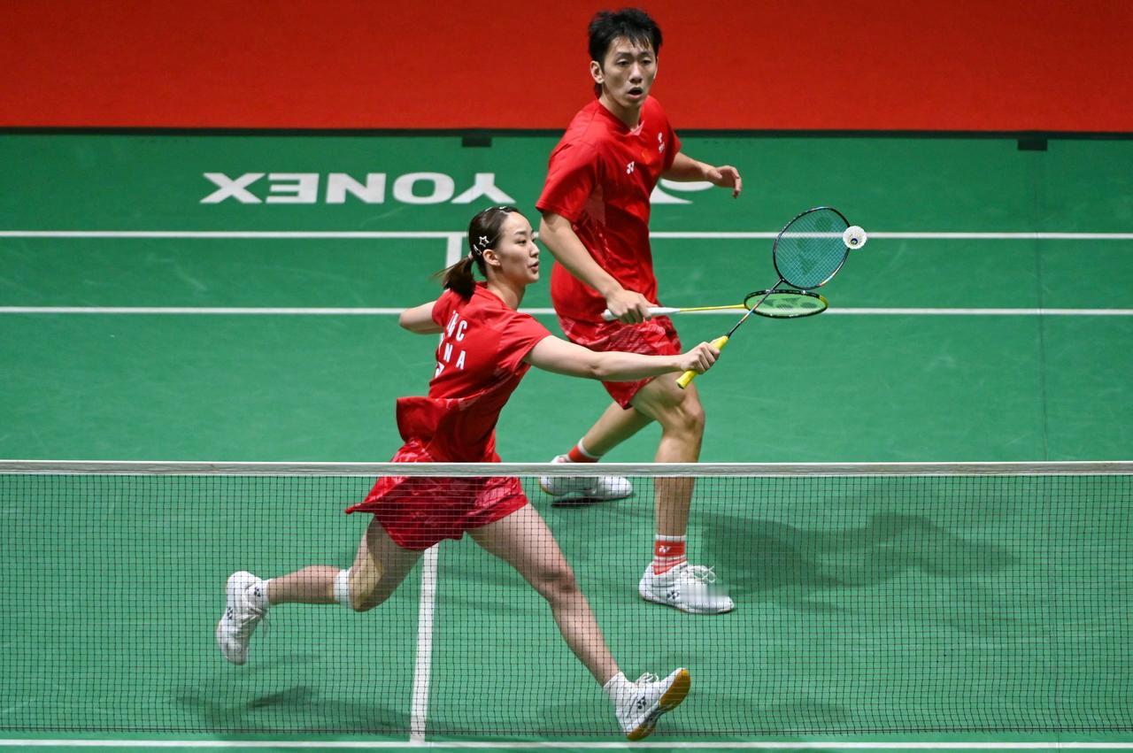 翁泓阳淘汰普兰诺伊陆光祖退赛全英混双冠军出局羽毛球亚锦赛今天继续进行，在