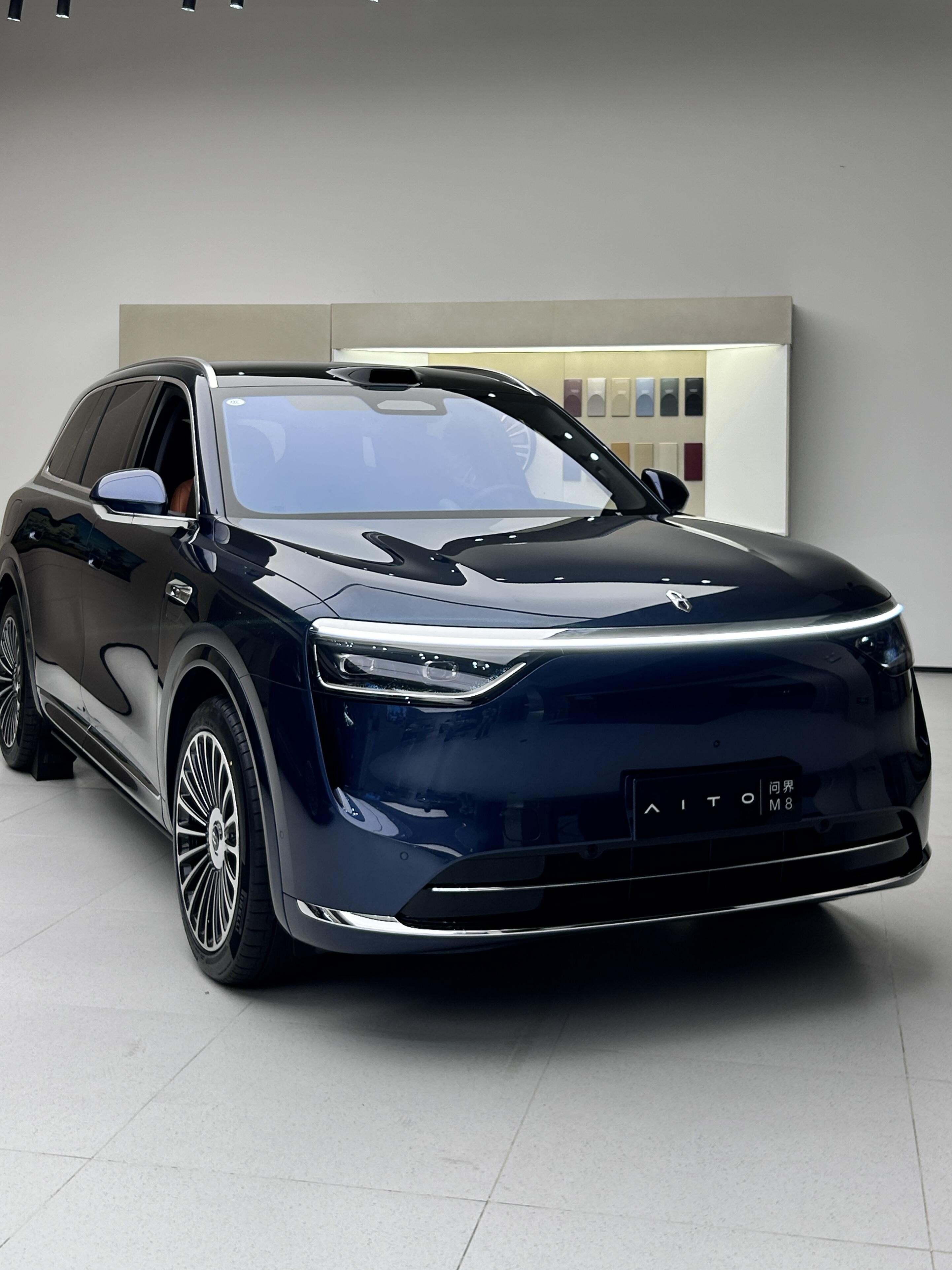 9月，问界M8交付2.12万辆10月，问界M8交付1.75万辆11月，问界M