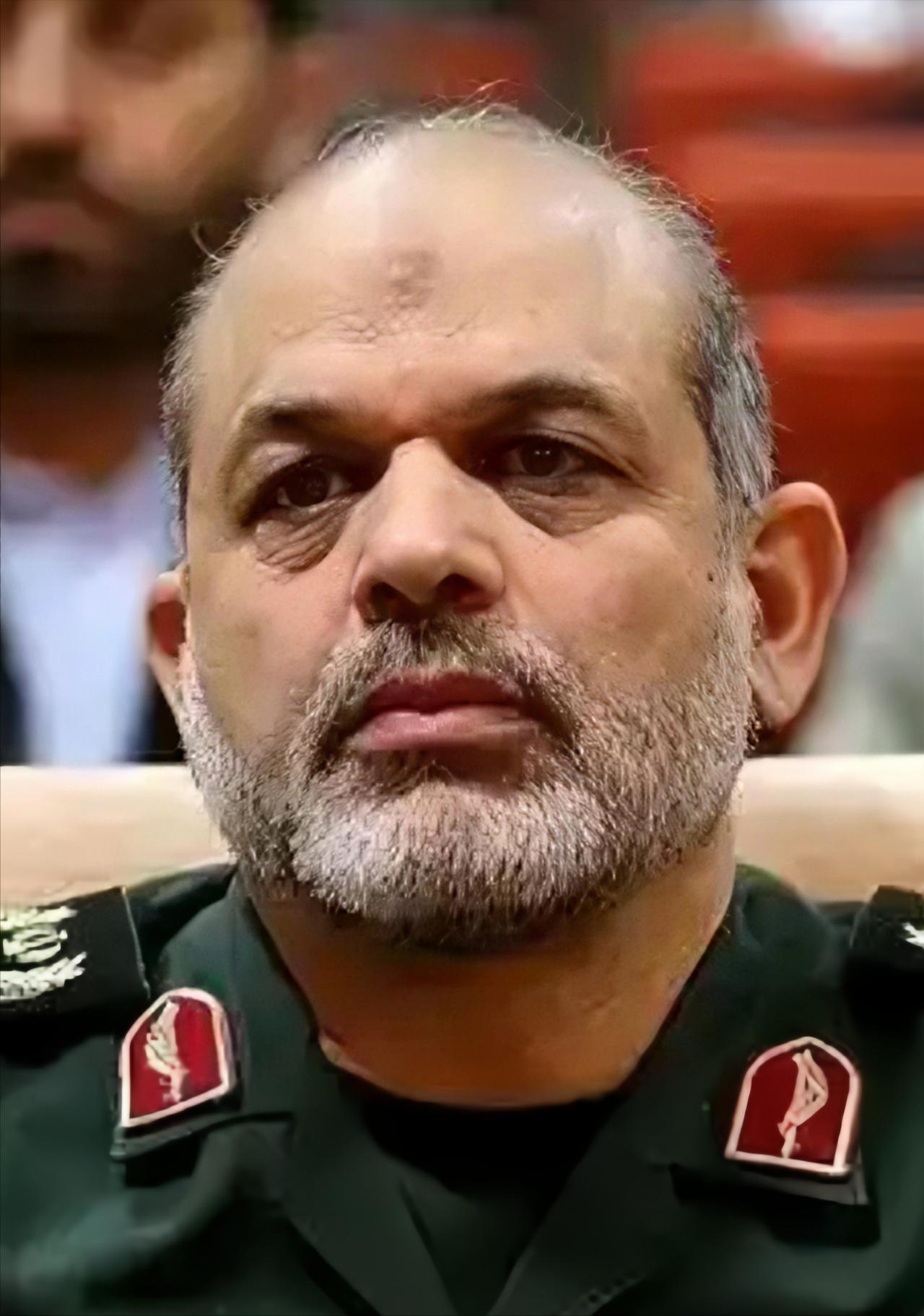 关键时刻，伊朗把一个全球通缉犯请出山，就任伊斯兰革命卫队最高领导人，唱的是哪一曲