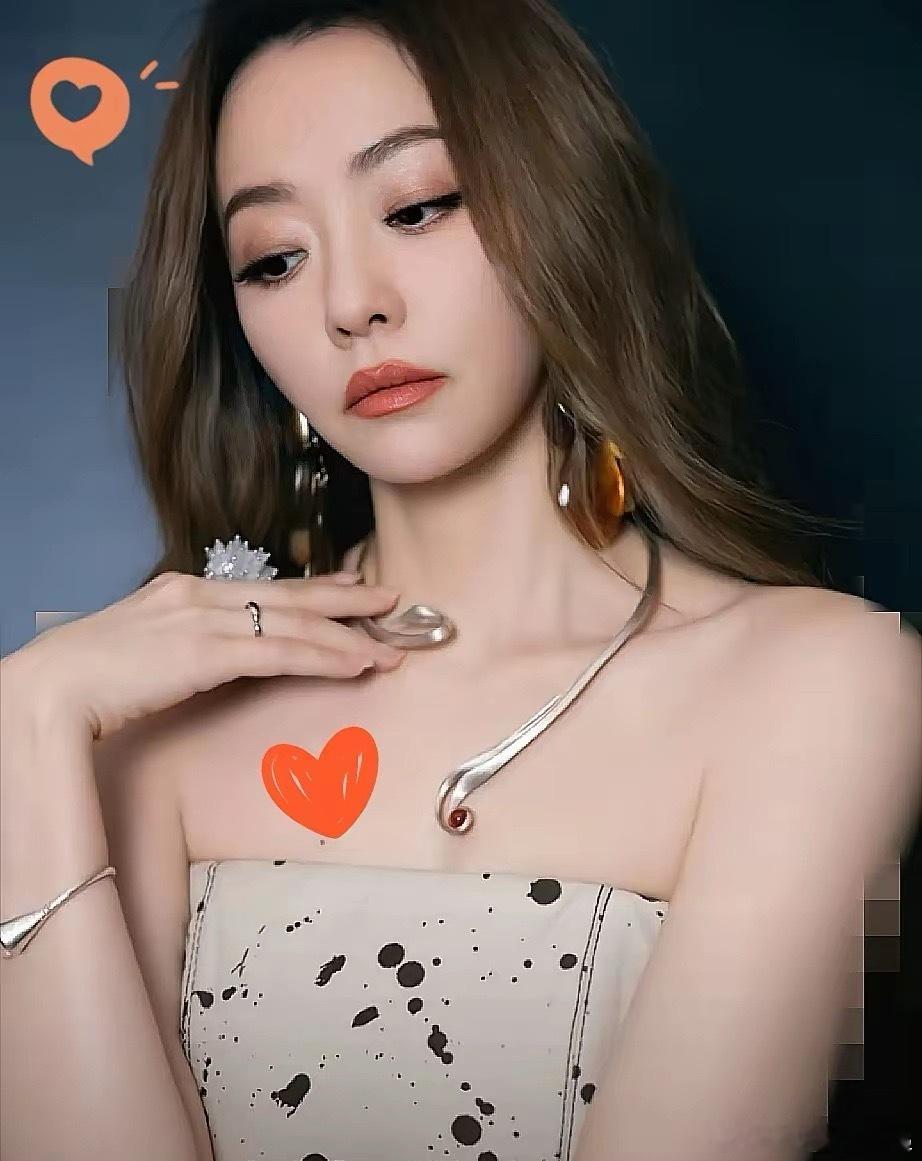 谁能想到！“海豚音女王”张靓颖也没躲过带状疱疹，这病今年也太猖獗了吧！本该在舞台