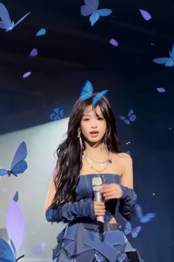 AHYEONཐིཋྀ​​​