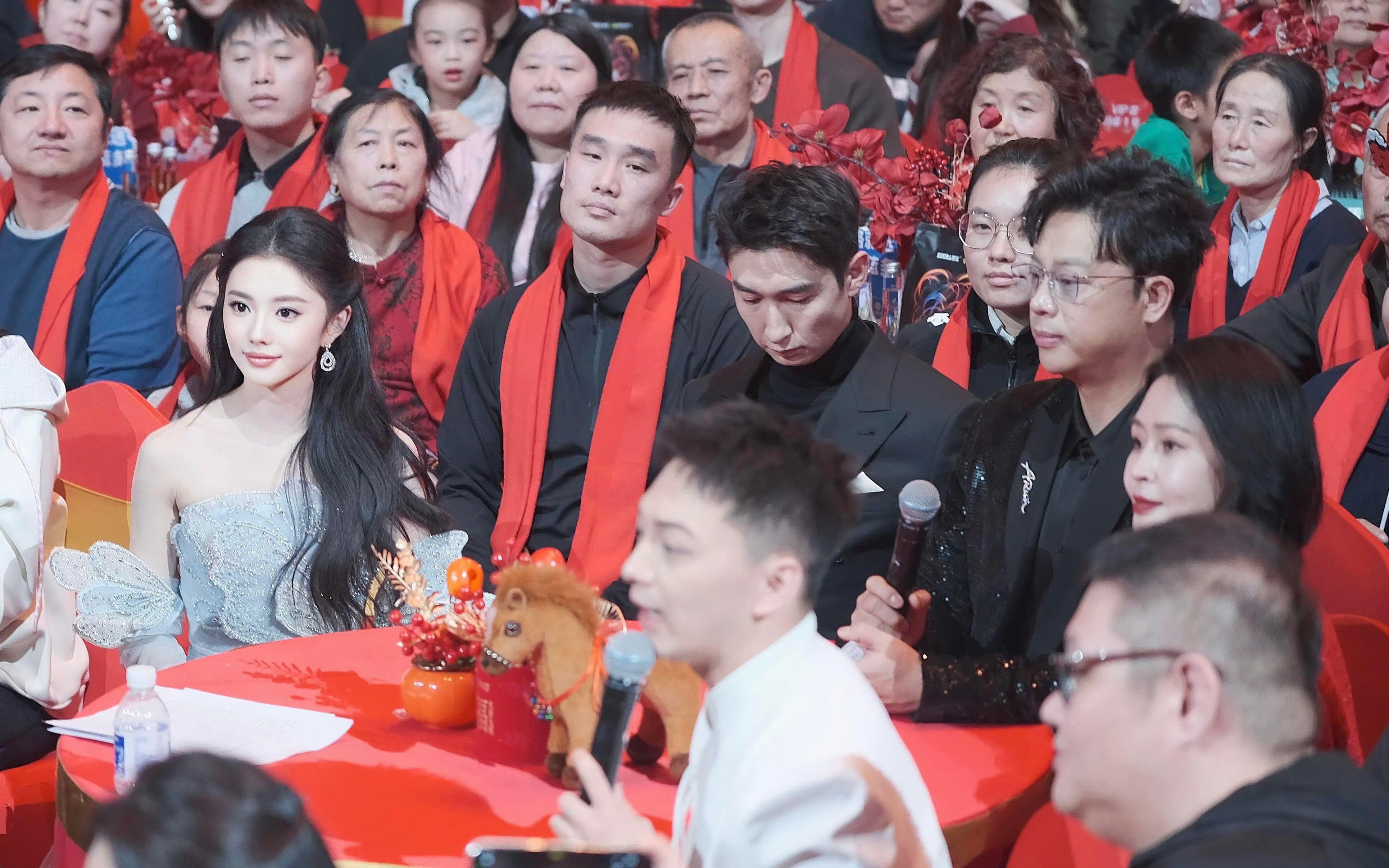 精灵系｜存子在人群中就像单独开了十级美颜一样….