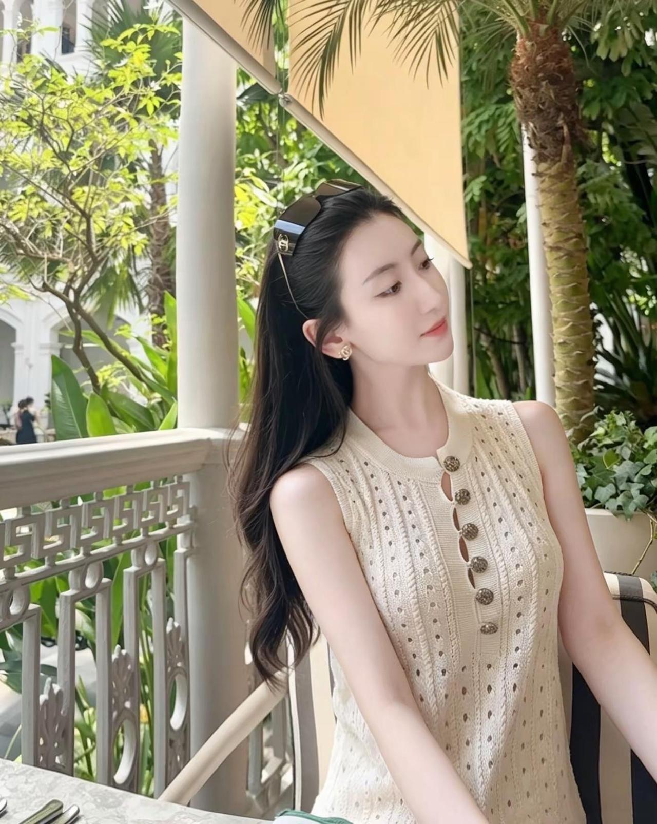 跟我美丽的姐姐约一个漂亮的下午茶☕️分享分享照片