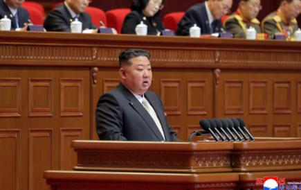 在朝鲜进行劳动党第九次代表大会的时候，我们直接送上了祝贺，对于朝鲜我们总是给满了