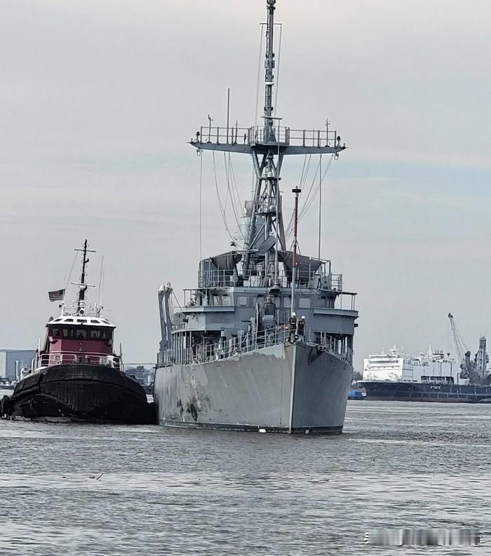 美军加速击沉伊布雷船，英国莱姆湾号驰援扫雷！美军扫雷舰英国莱姆湾号扫雷舰霍尔木兹